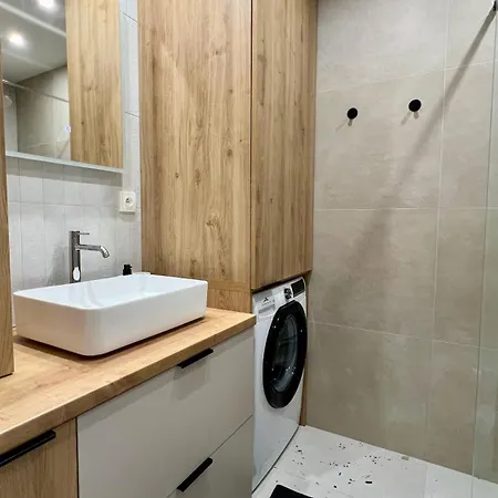 Appartement Black Lotus 5 I Self Check-in I Centre I Free Parking Banská Bystrica